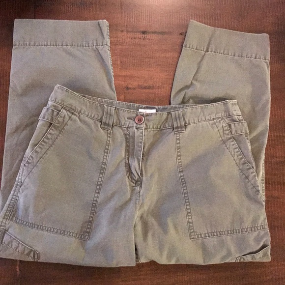 ‼️LAST DAY‼️ Calvin Klein Cropped Cargos - Picture 3 of 8